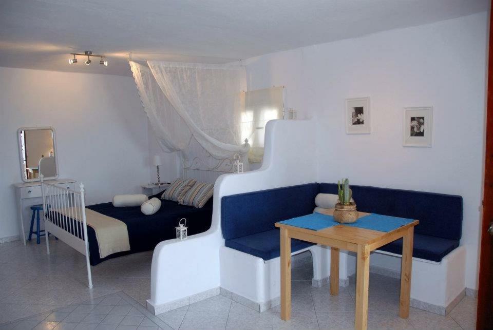 Christos Rooms Milos Αδάμας Εξωτερικό φωτογραφία