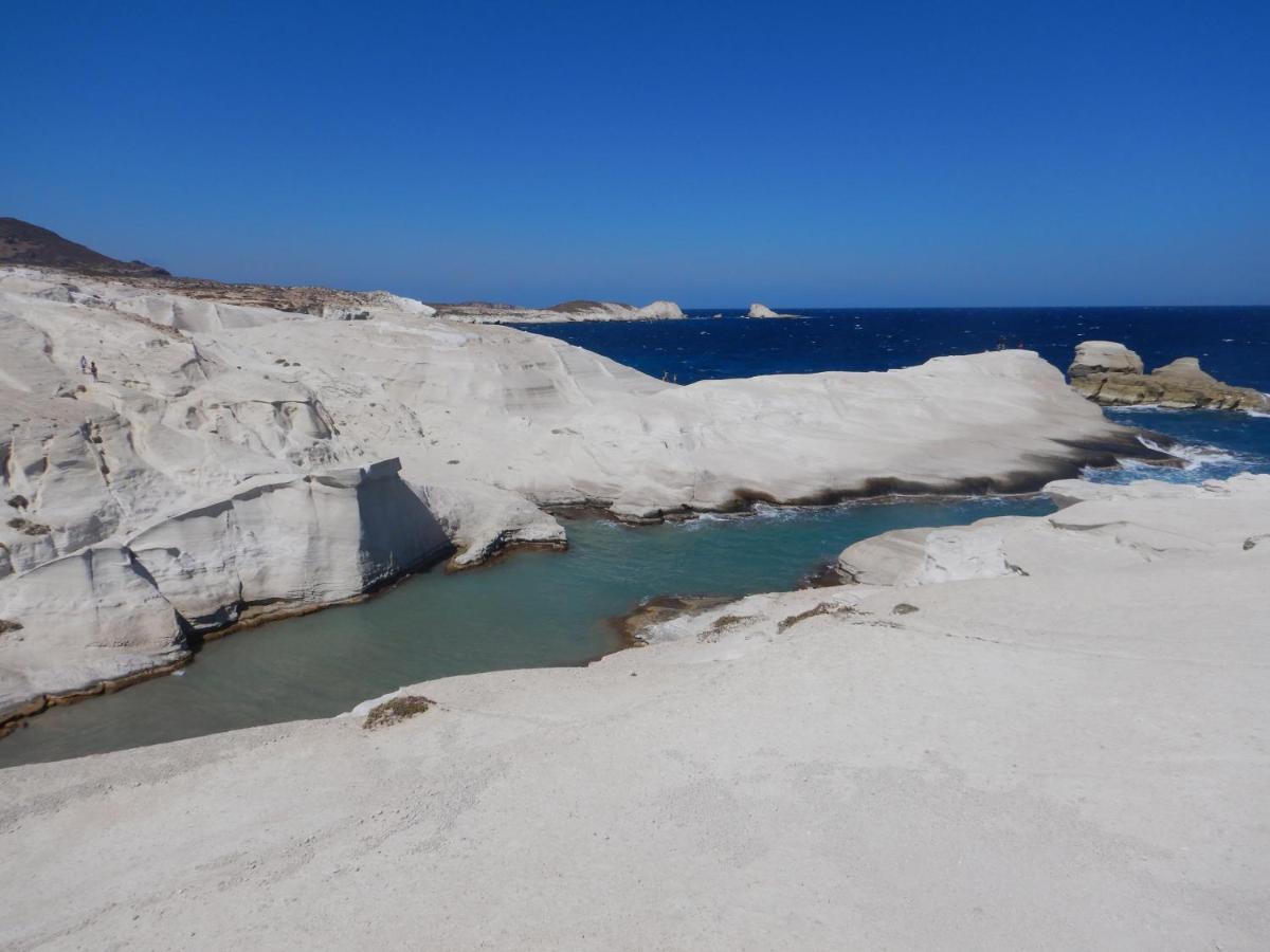 Christos Rooms Milos Αδάμας Εξωτερικό φωτογραφία